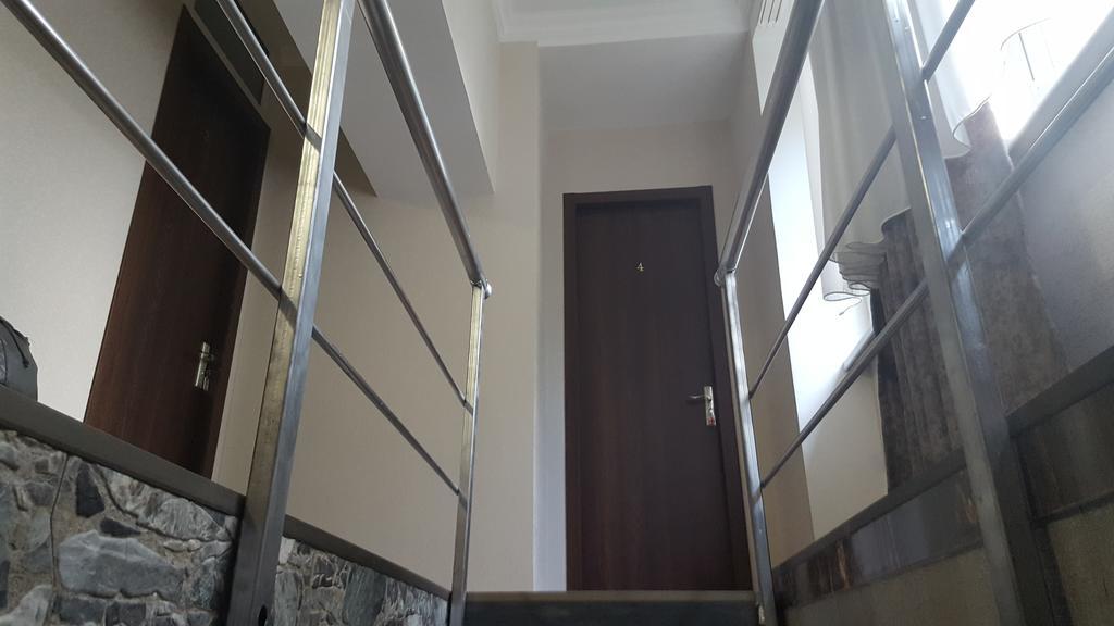 Nino'S Hotel On Tsamebuli Tbilisi Zewnętrze zdjęcie