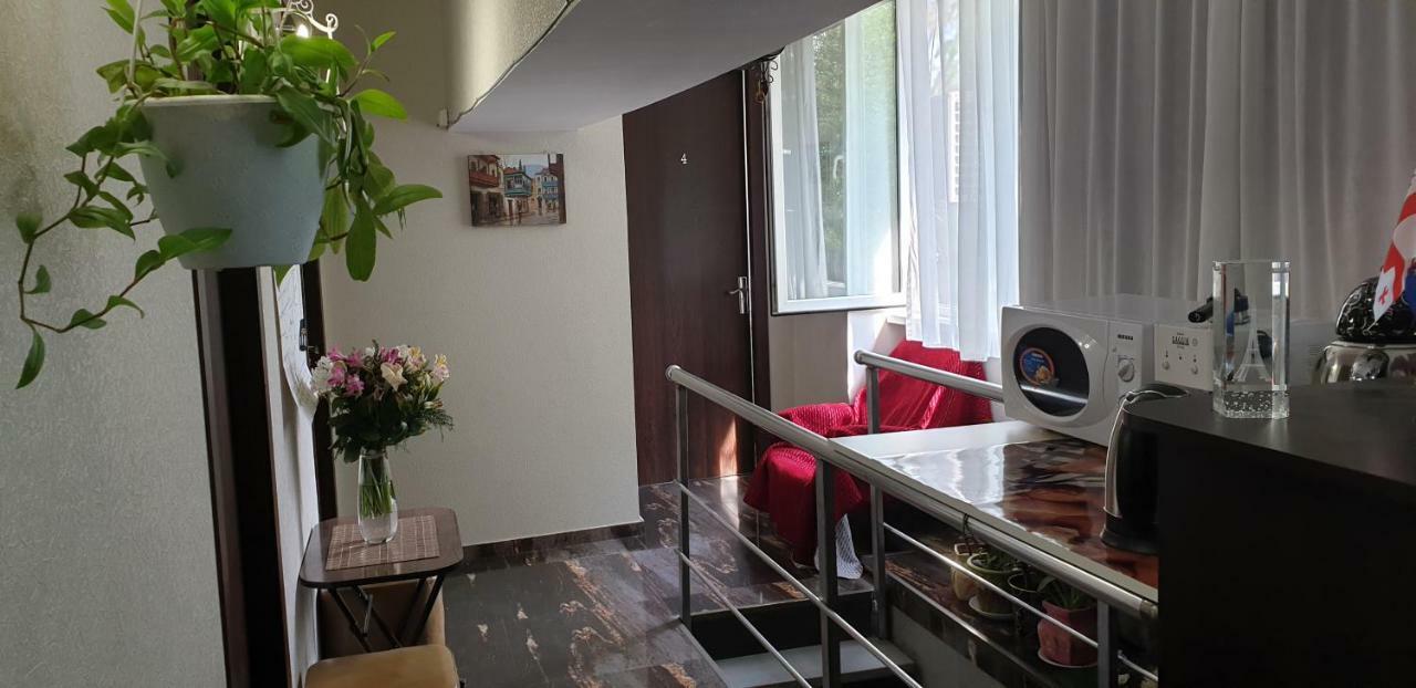 Nino'S Hotel On Tsamebuli Tbilisi Zewnętrze zdjęcie